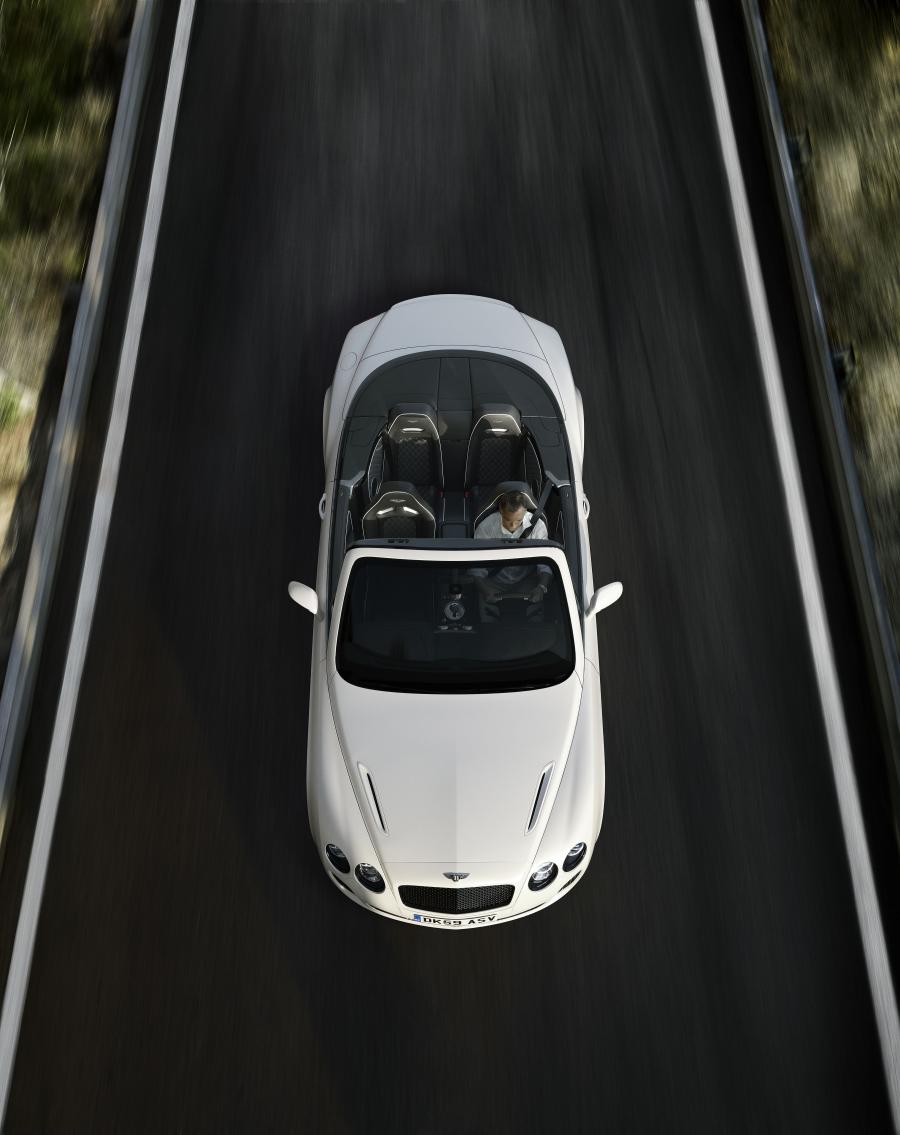  Bentley Continental SuperSports Convertible 2010 года  (фото 92 из 108)